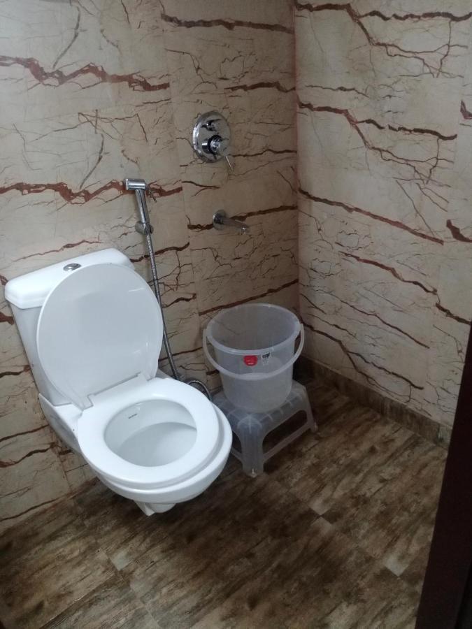 ניו דלהי Hotel Cozy Cave Near Igi Airport Delhi מראה חיצוני תמונה