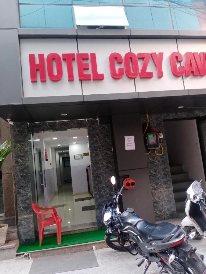 ניו דלהי Hotel Cozy Cave Near Igi Airport Delhi מראה חיצוני תמונה
