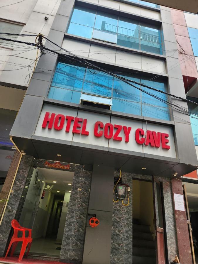 ניו דלהי Hotel Cozy Cave Near Igi Airport Delhi מראה חיצוני תמונה